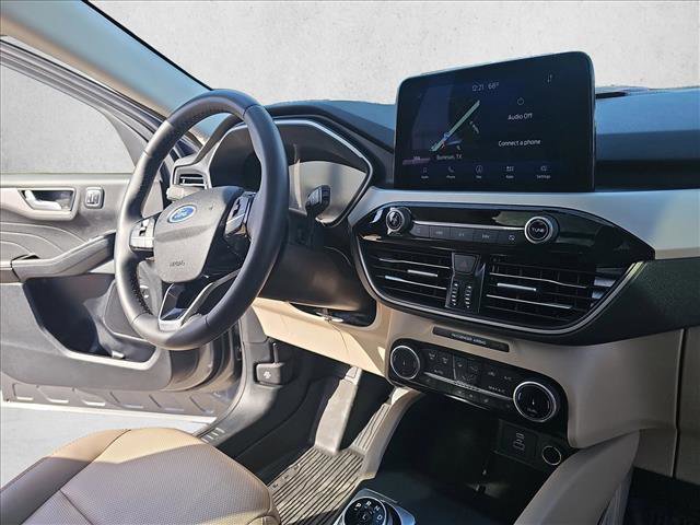 Used 2022 Ford Escape SEL w/ Technology Package image 18