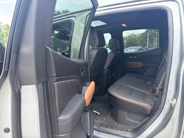Used 2023 GMC Canyon AT4 w/ AT4 Premium Package AWD/4WD image 15