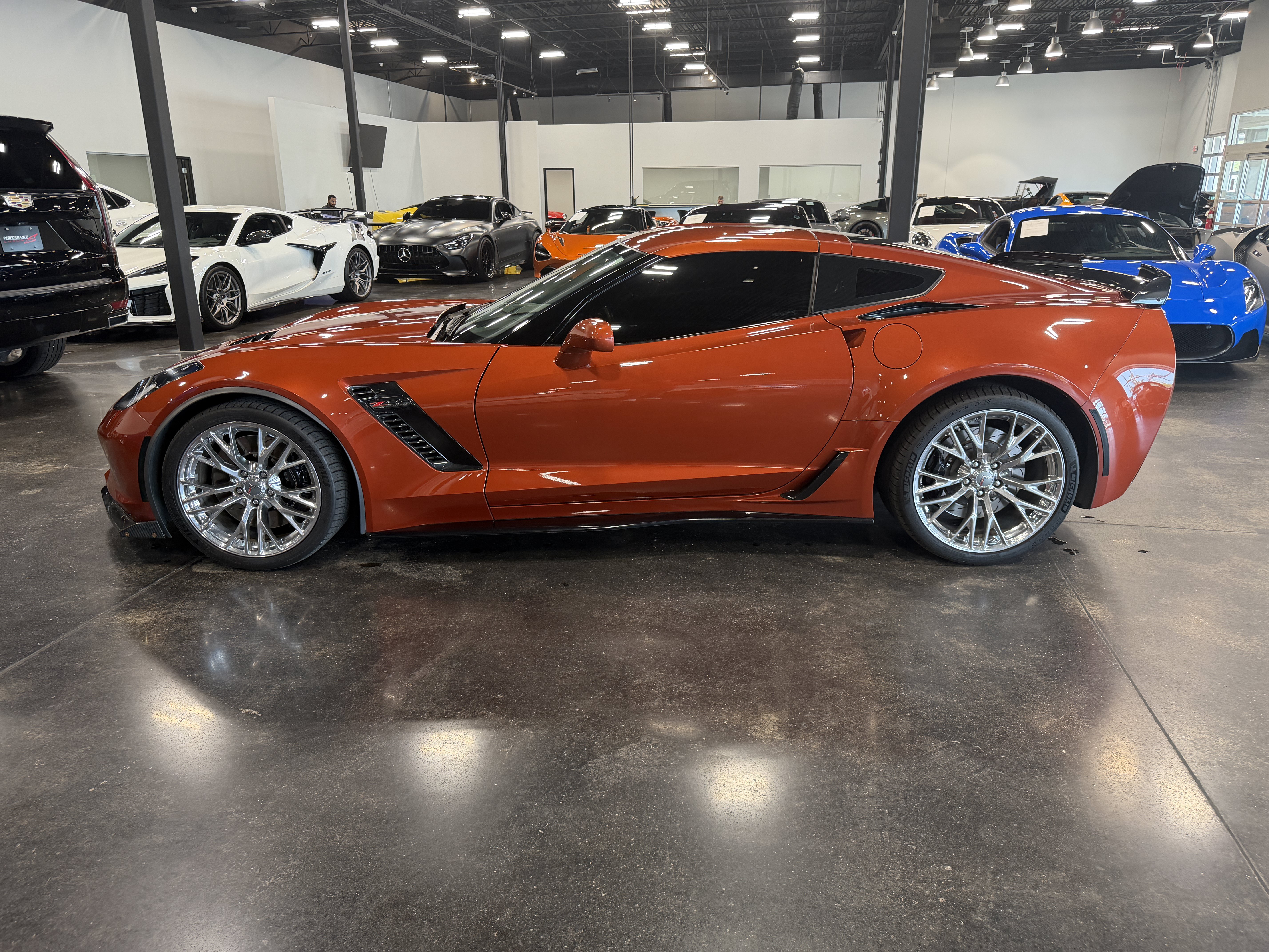 Used 2016 Chevrolet Corvette Z06 w/ 3LZ Preferred Equipment Group RWD image 4
