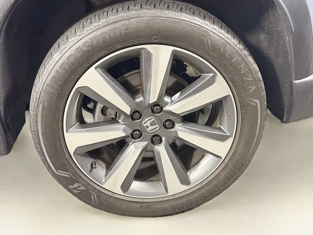 Used 2025 Honda Pilot Elite image 39