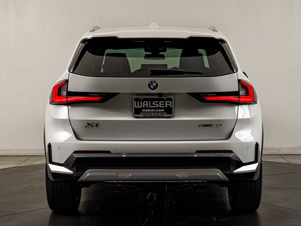 New 2026 BMW X1 xDrive28i w/ Technology Package image 7
