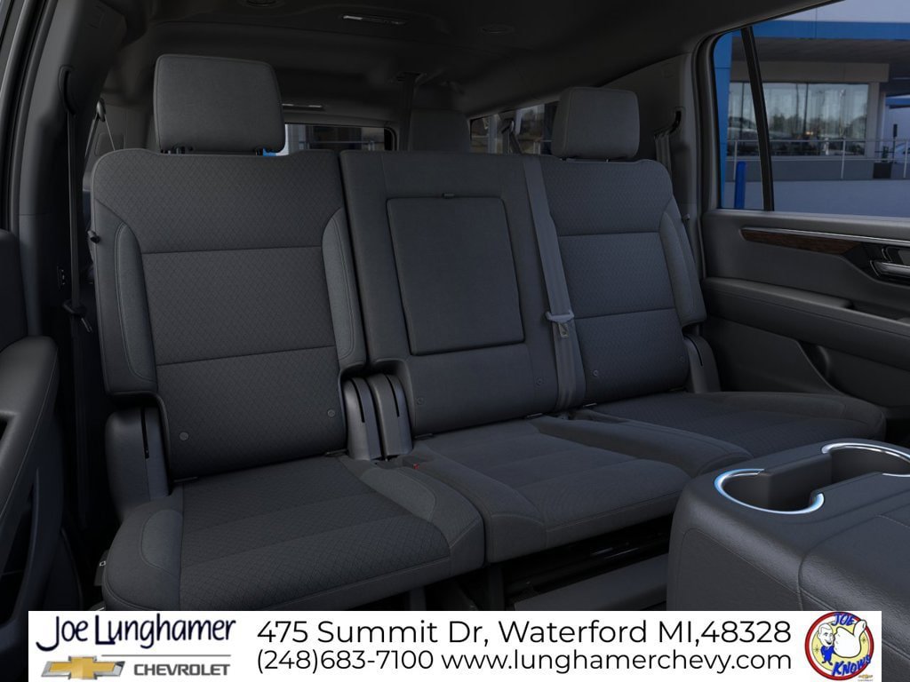 New 2026 Chevrolet Suburban LS w/ LS Custom Edition AWD/4WD image 17