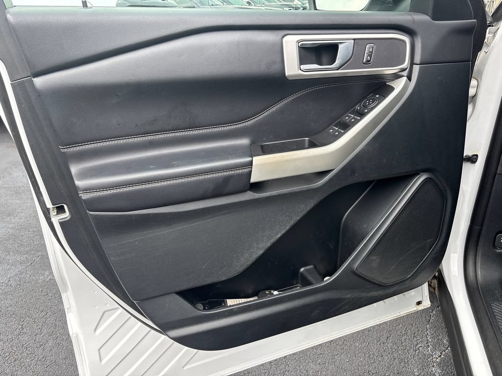 Certified 2021 Ford Explorer XLT AWD/4WD image 17