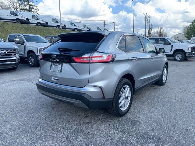 Used 2022 Ford Edge SEL image 9