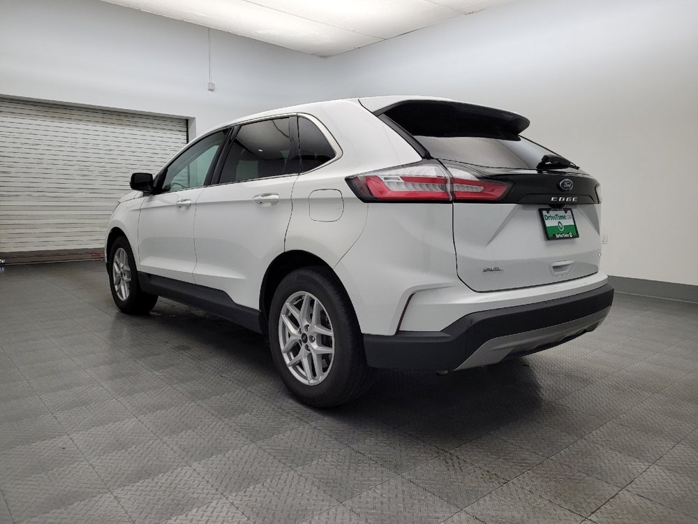 Used 2024 Ford Edge SEL image 5