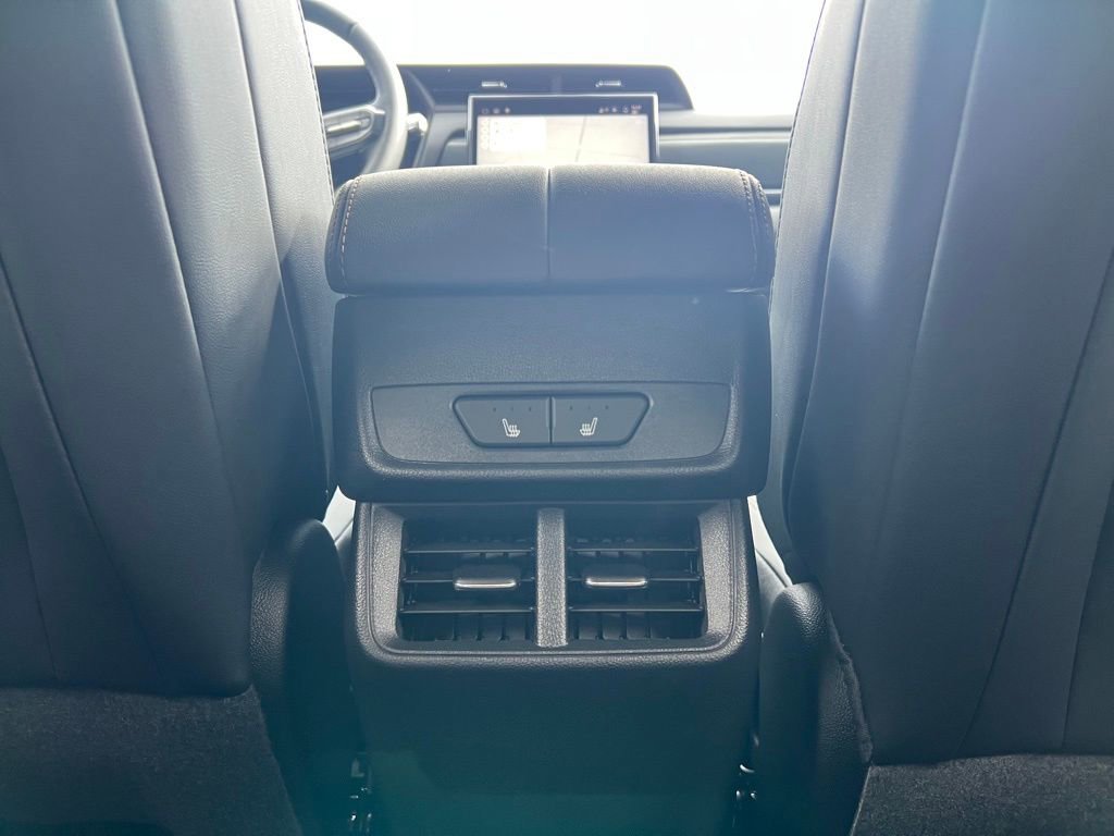 Used 2026 GMC Terrain AT4 w/ Convenience Package III image 25