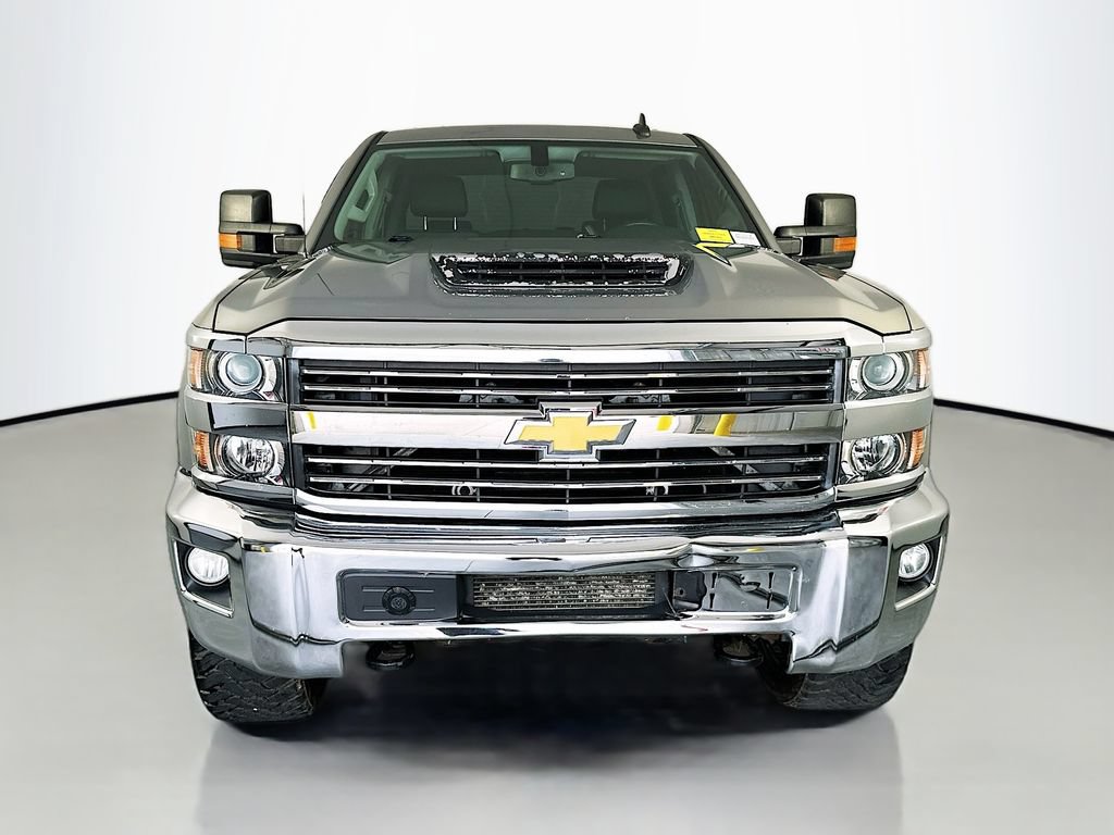 Used 2017 Chevrolet Silverado 2500 LT w/ LT Convenience Package AWD/4WD image 2