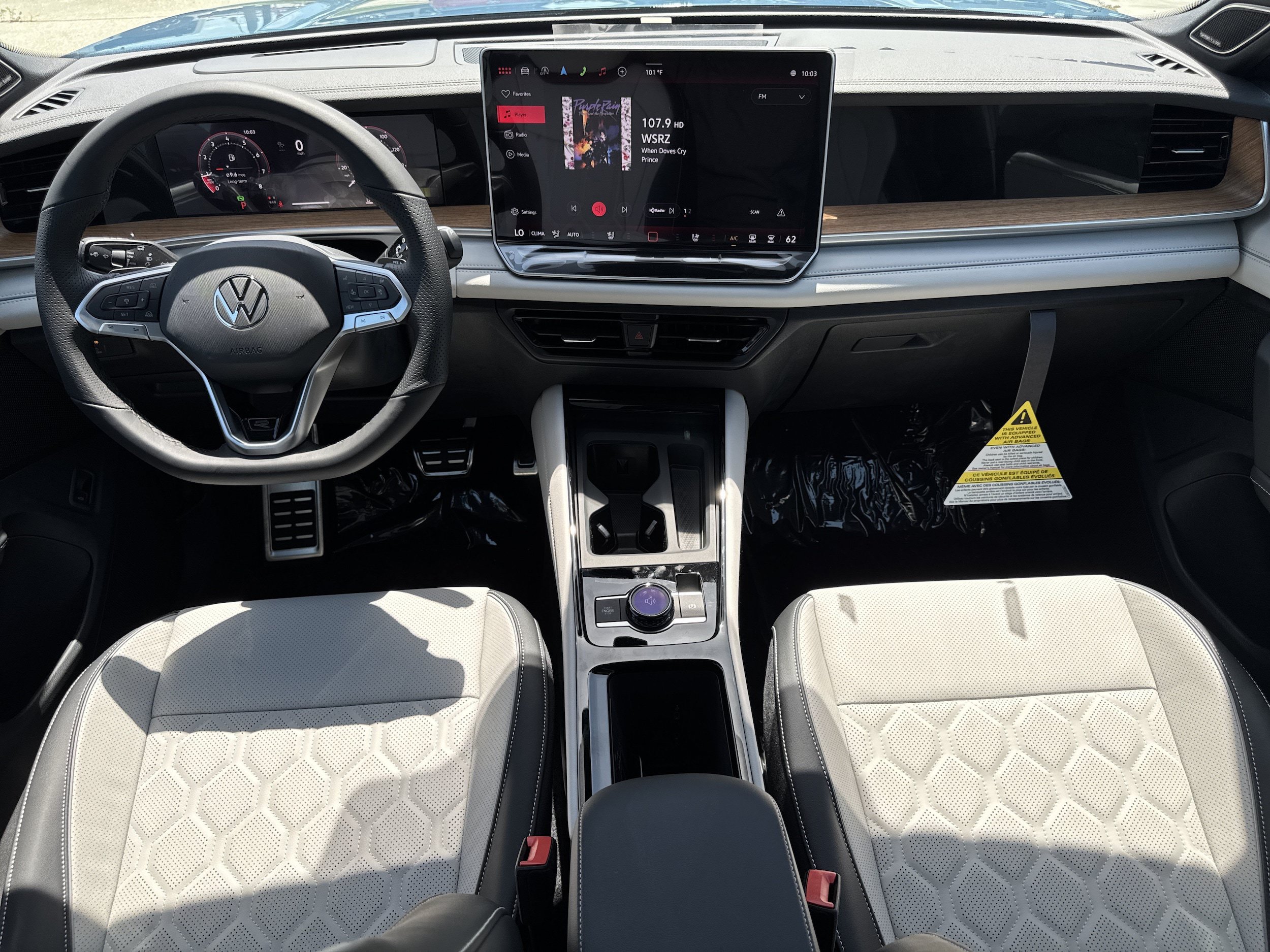 New 2026 Volkswagen Tiguan SEL R-Line AWD/4WD image 13