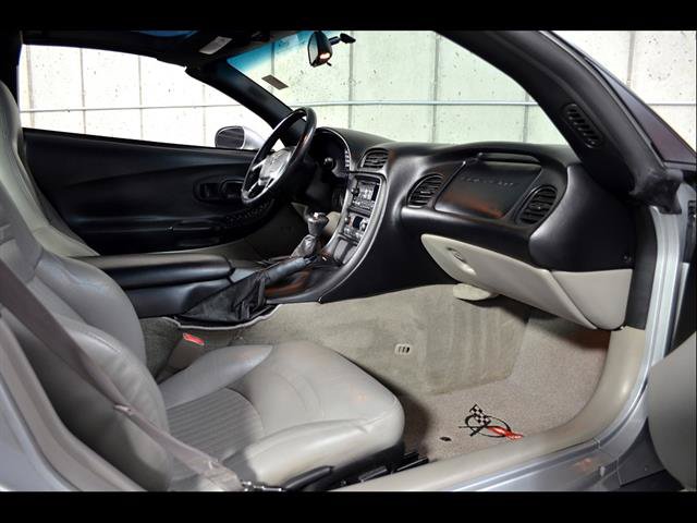 Used 1997 Chevrolet Corvette Coupe w/ Memory Pkg RWD image 19