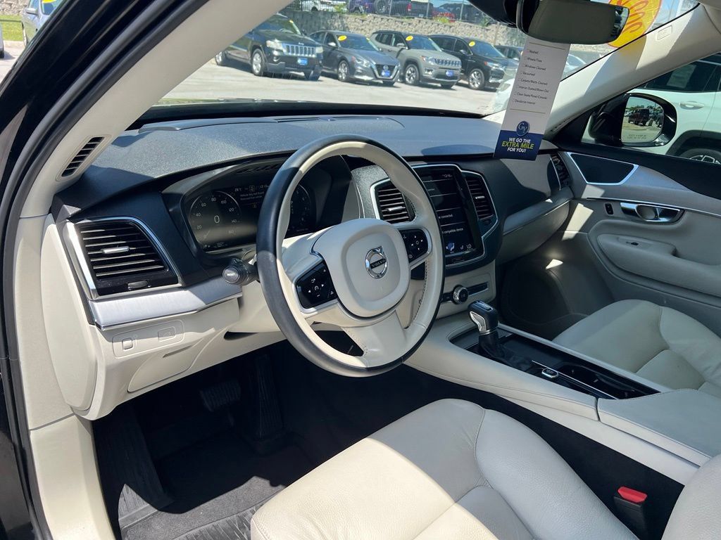 Used 2022 Volvo XC90 T5 Momentum w/ Advanced Package AWD/4WD image 20