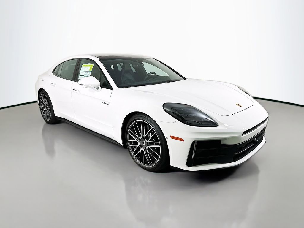 New 2025 Porsche Panamera 4S image 7
