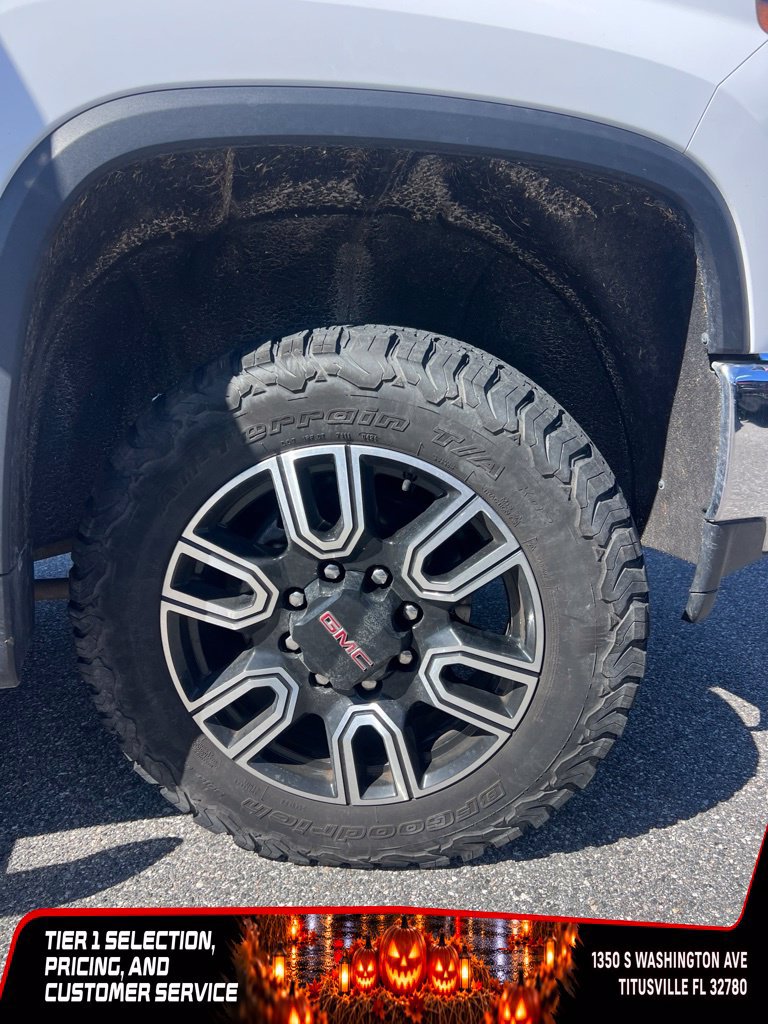 Used 2020 Chevrolet Silverado 2500 LT w/ Convenience Package AWD/4WD image 13