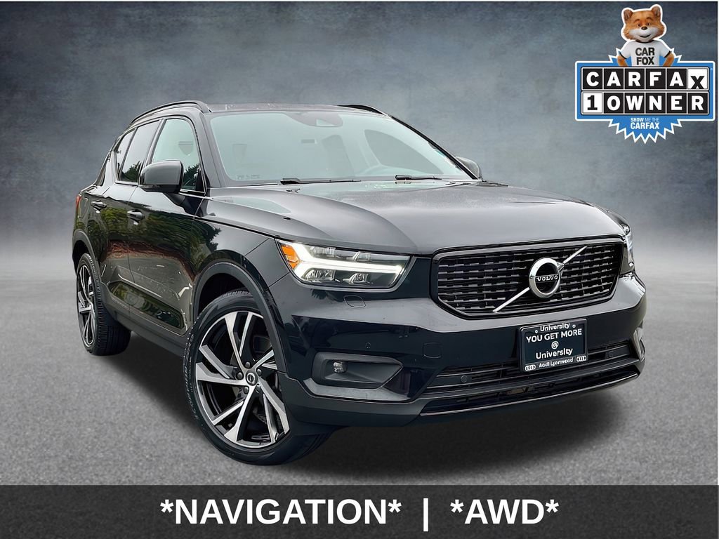 Used 2022 Volvo XC40 T5 R-Design w/ Climate Package