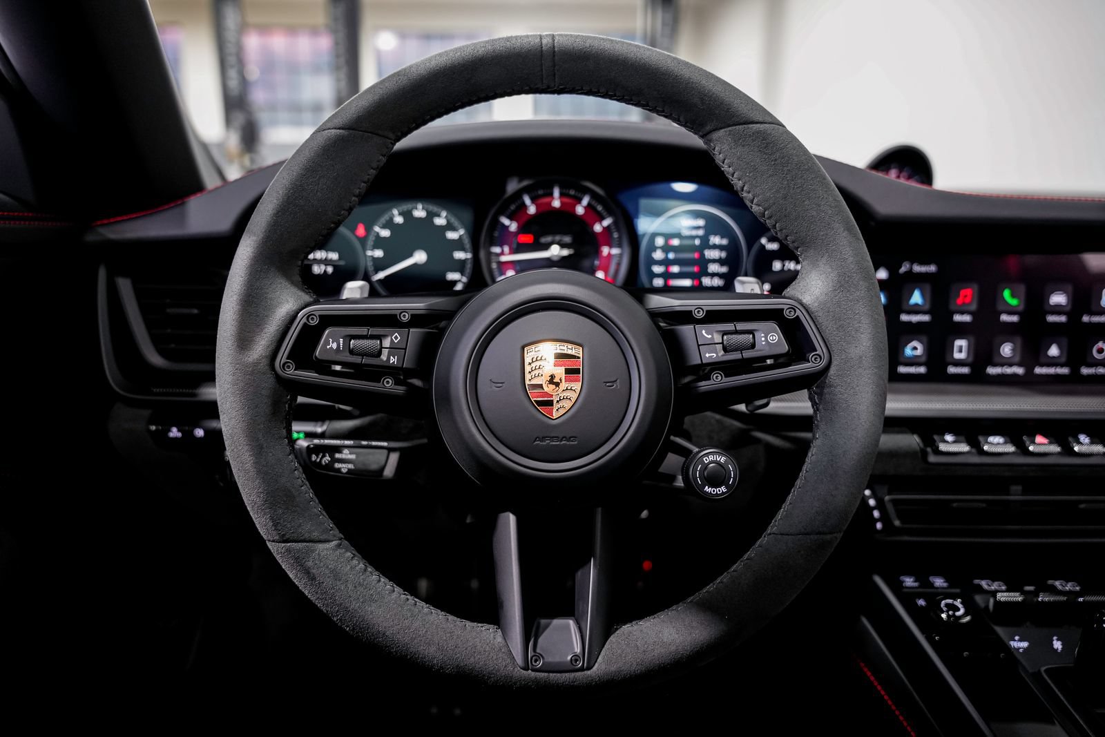 Used 2024 Porsche 911 Targa 4 GTS AWD/4WD image 11