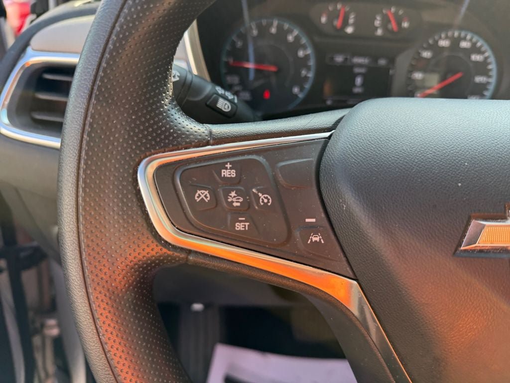 Used 2021 Chevrolet Equinox LS FWD image 30