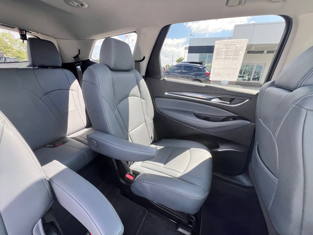 Used 2020 Buick Enclave Premium w/ Sun and Sites Package AWD/4WD image 43