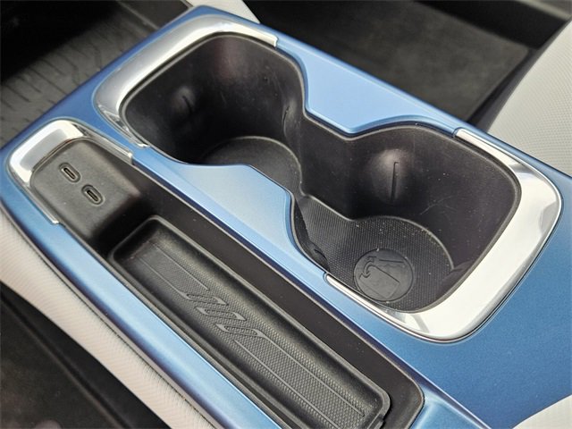 Used 2024 Chevrolet Equinox EV LT image 23