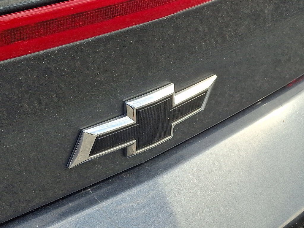 Used 2023 Chevrolet Camaro LT w/ Technology Package RWD image 10