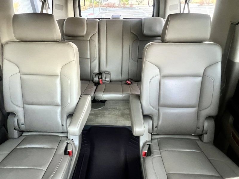 Used 2015 Chevrolet Suburban LTZ image 16