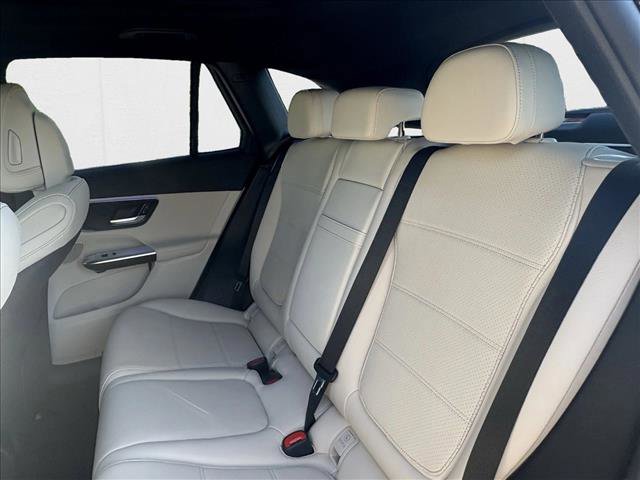 New 2026 Mercedes-Benz GLC 300 image 18