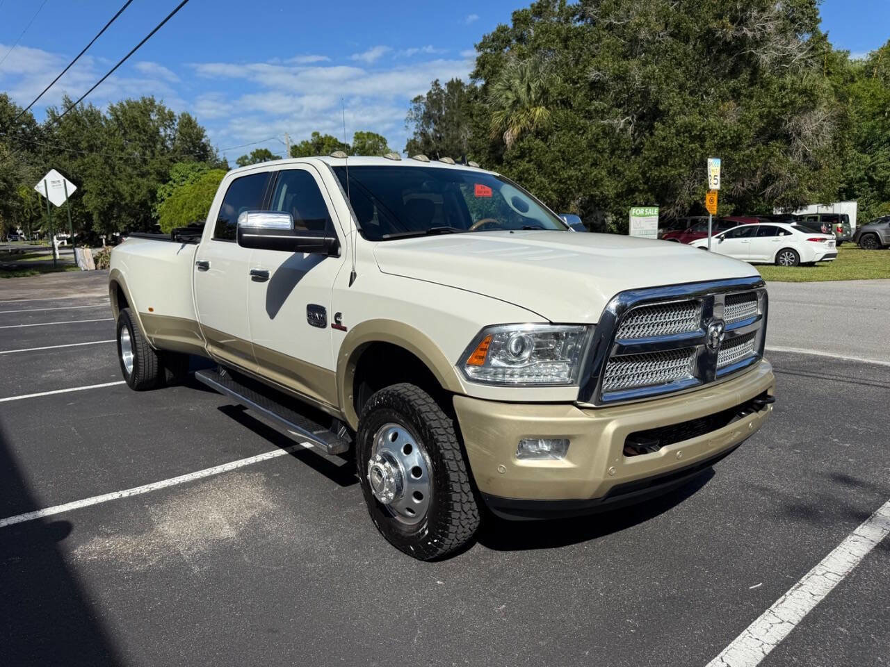 Used 2016 RAM 3500 Laramie Longhorn image 12