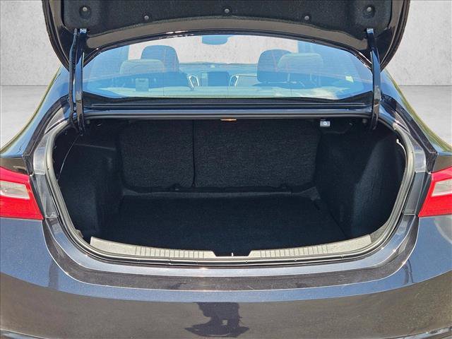 Used 2023 Chevrolet Malibu LT FWD image 6