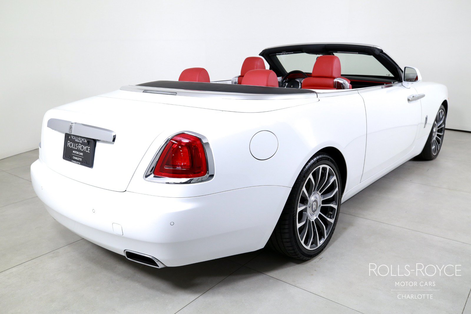 Certified 2020 Rolls-Royce Dawn RWD image 2
