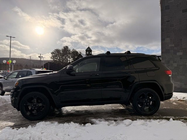 Used 2020 Jeep Grand Cherokee Laredo image 8