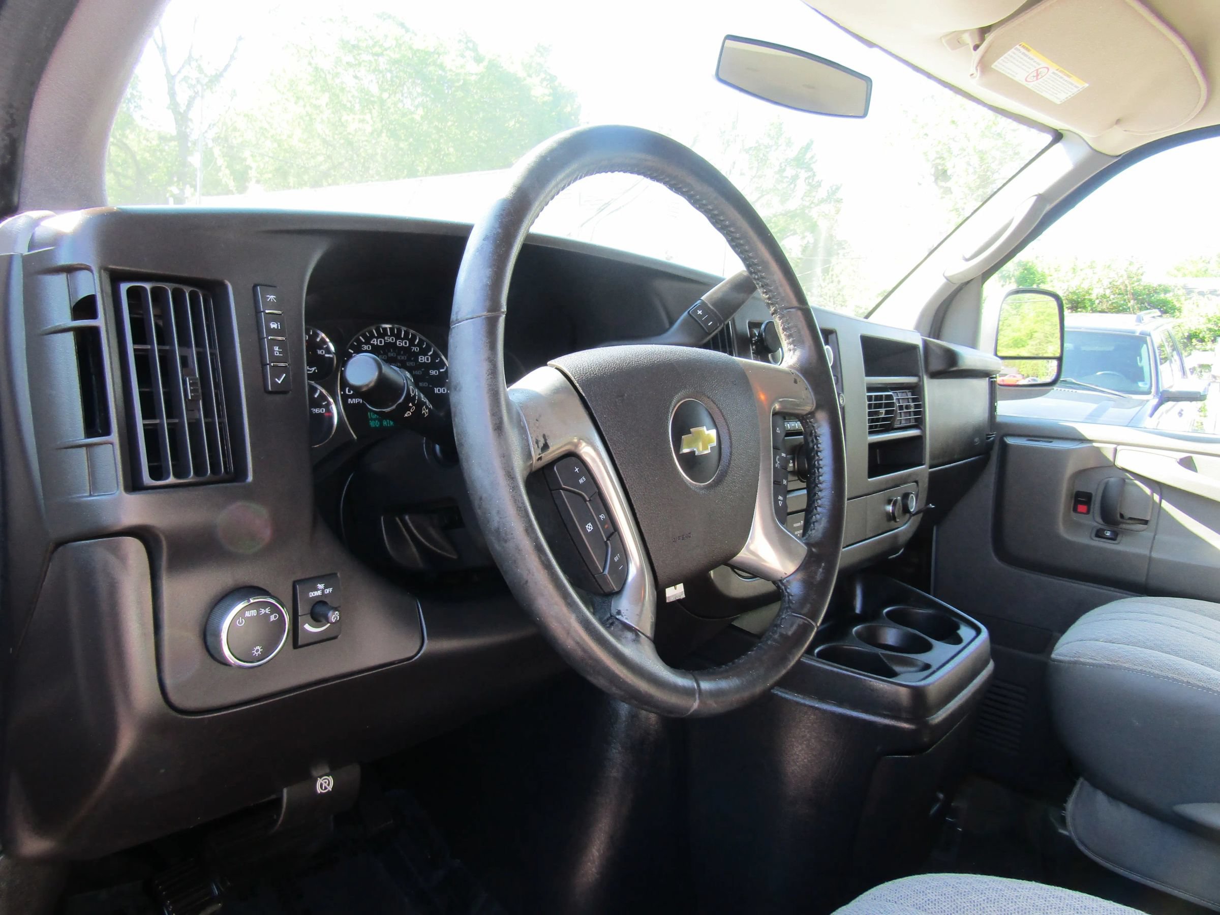 Used 2012 Chevrolet Express 3500 LT w/ LT Preferred Equipment Group RWD image 23