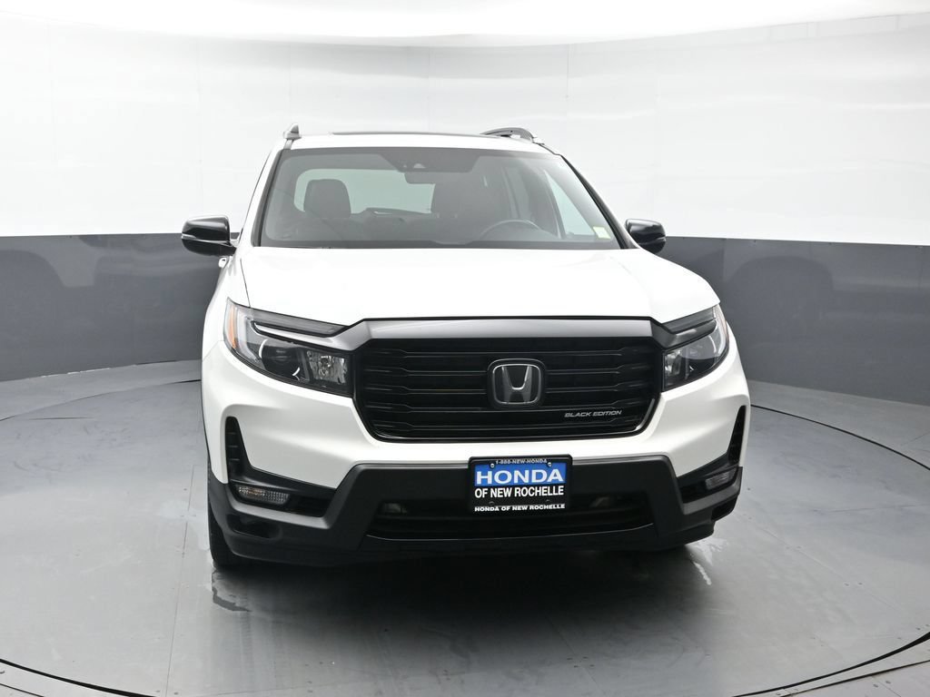 Certified 2024 Honda Passport Black Edition image 10