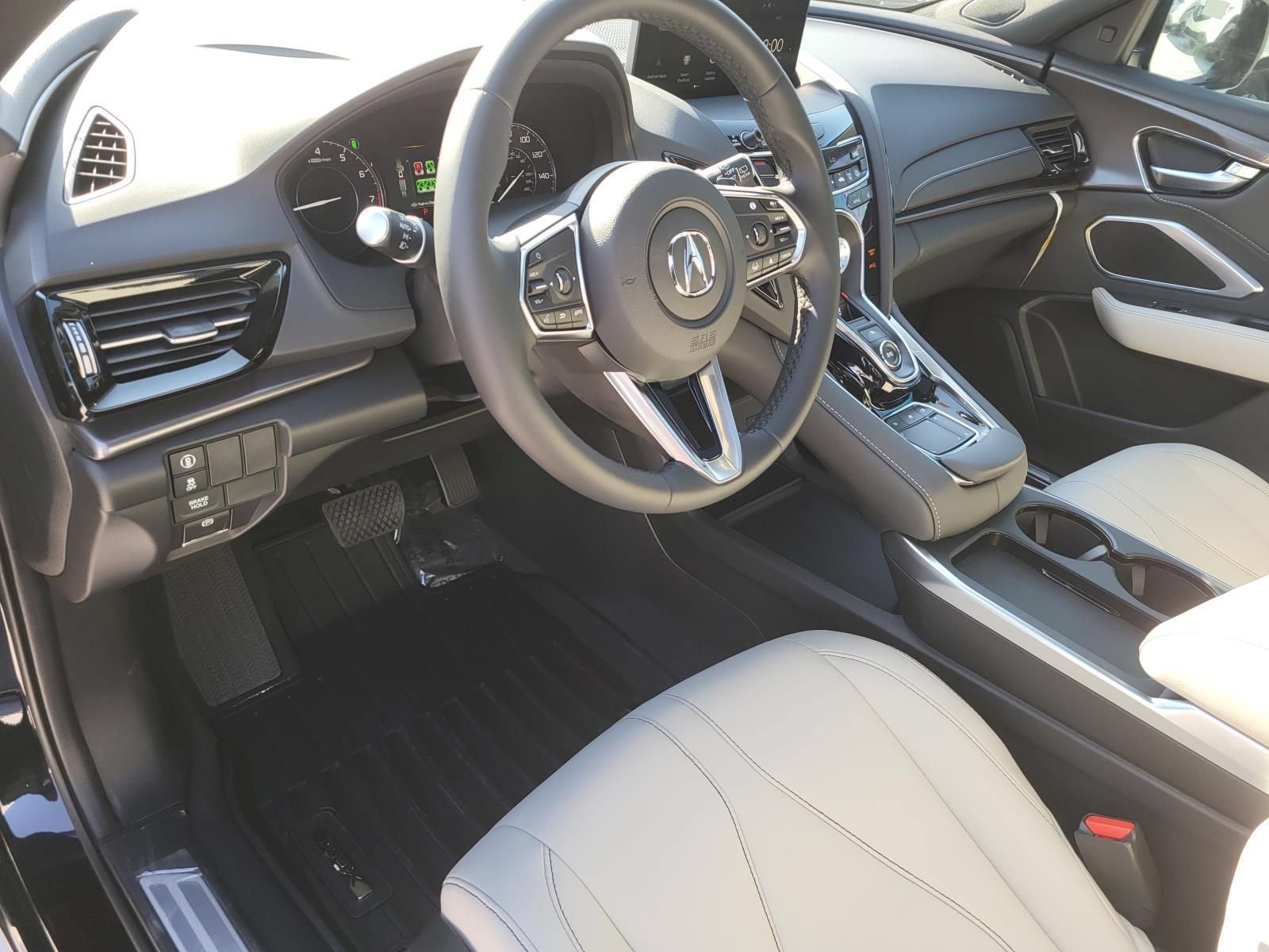 New 2026 Acura RDX SH-AWD image 18