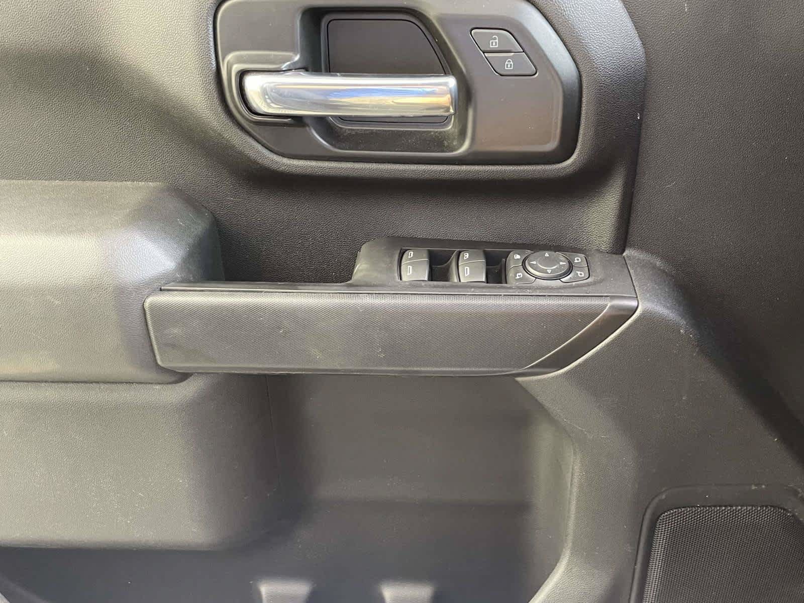 Used 2025 Chevrolet Express 2500 w/ Driver Convenience Package RWD image 45