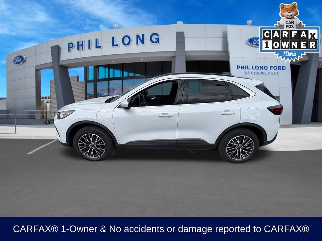 Used 2025 Ford Escape SE FWD image 2