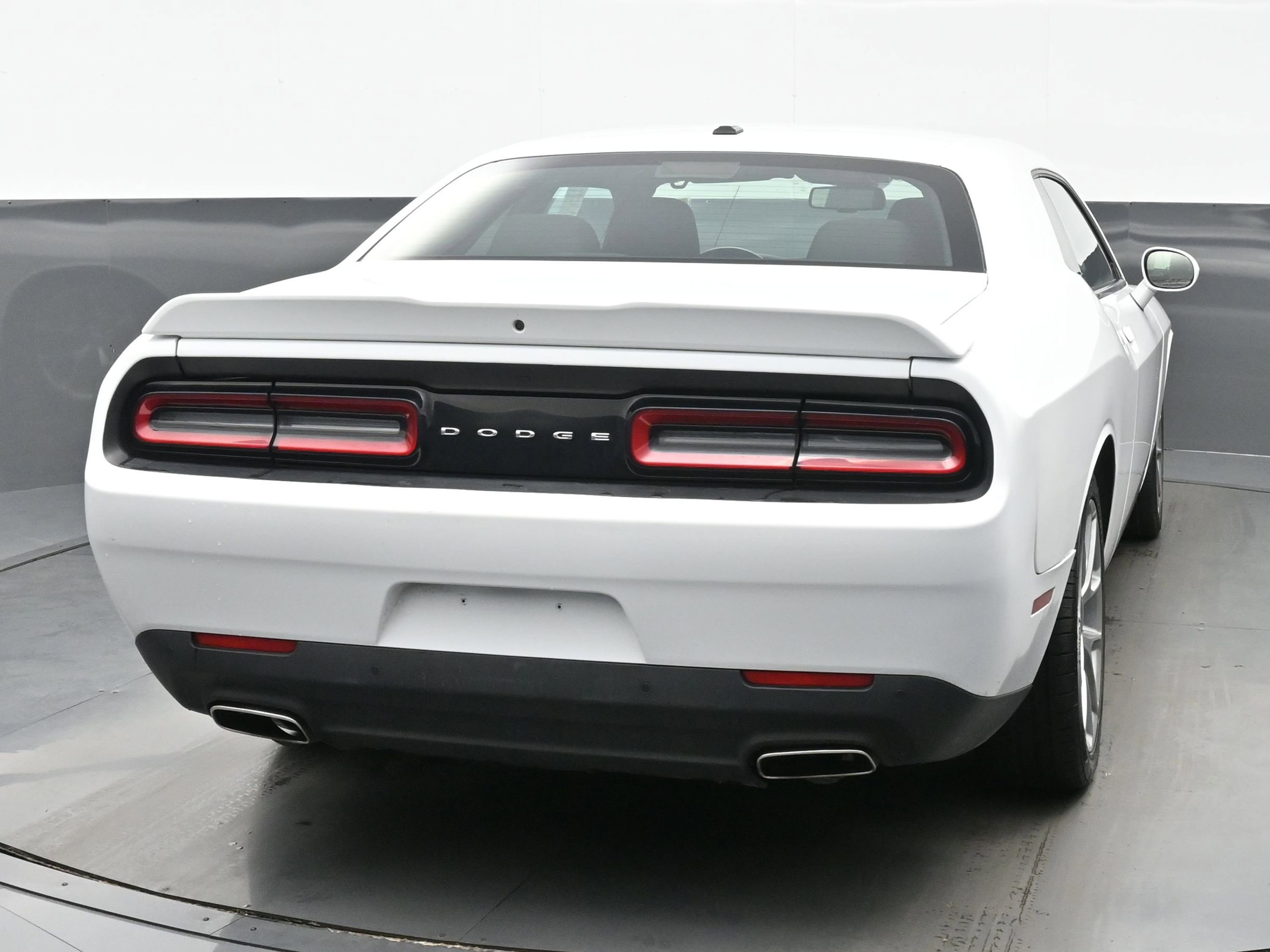 Used 2022 Dodge Challenger GT image 5