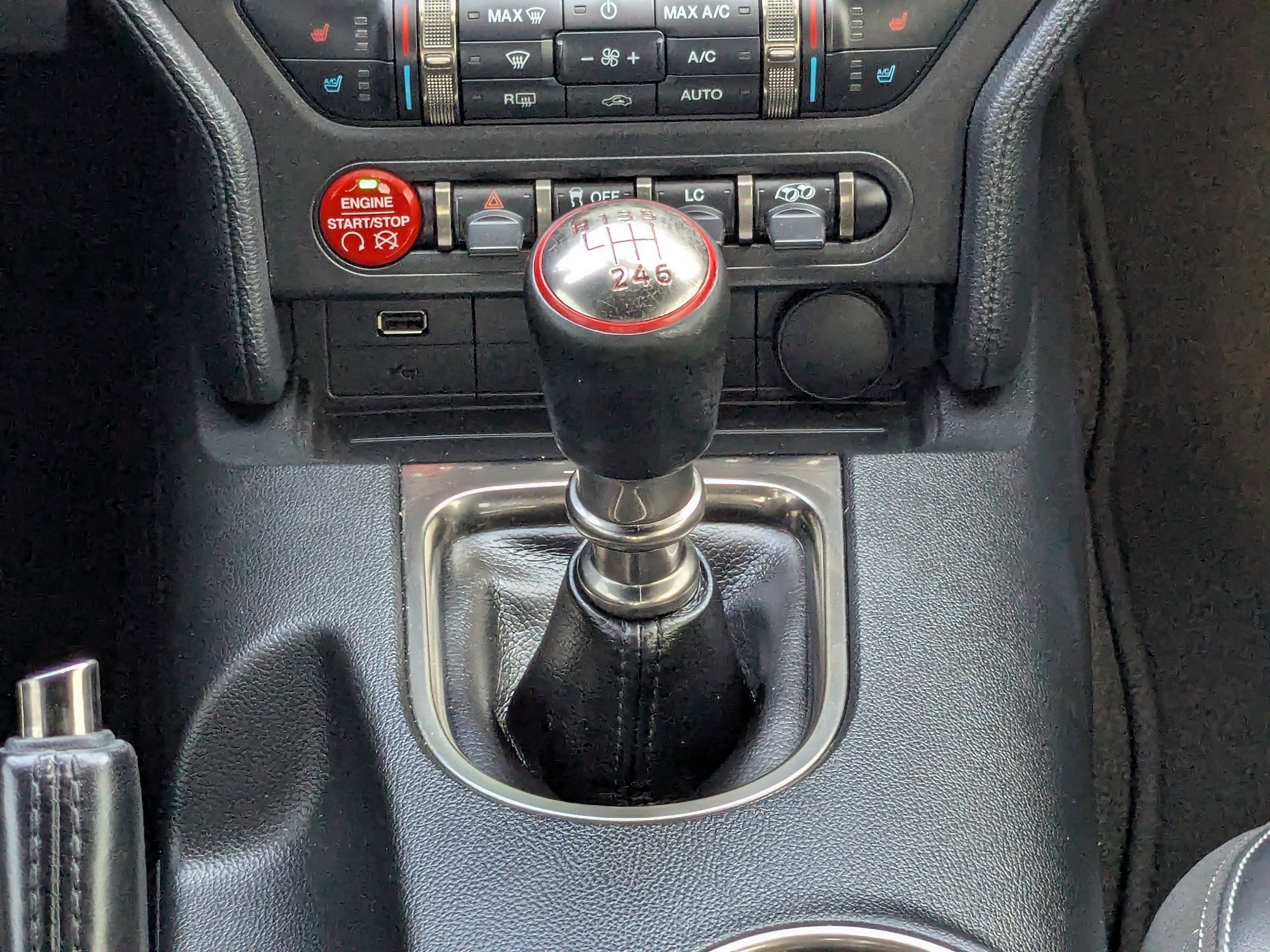 Used 2018 Ford Mustang Shelby GT350 w/ Convenience Package image 20