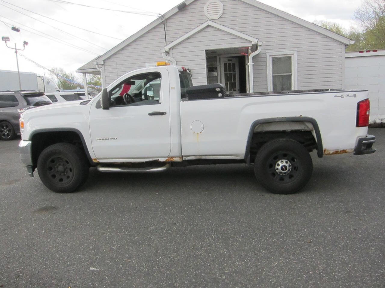Used 2015 GMC Sierra 3500 4x4 Regular Cab image 3