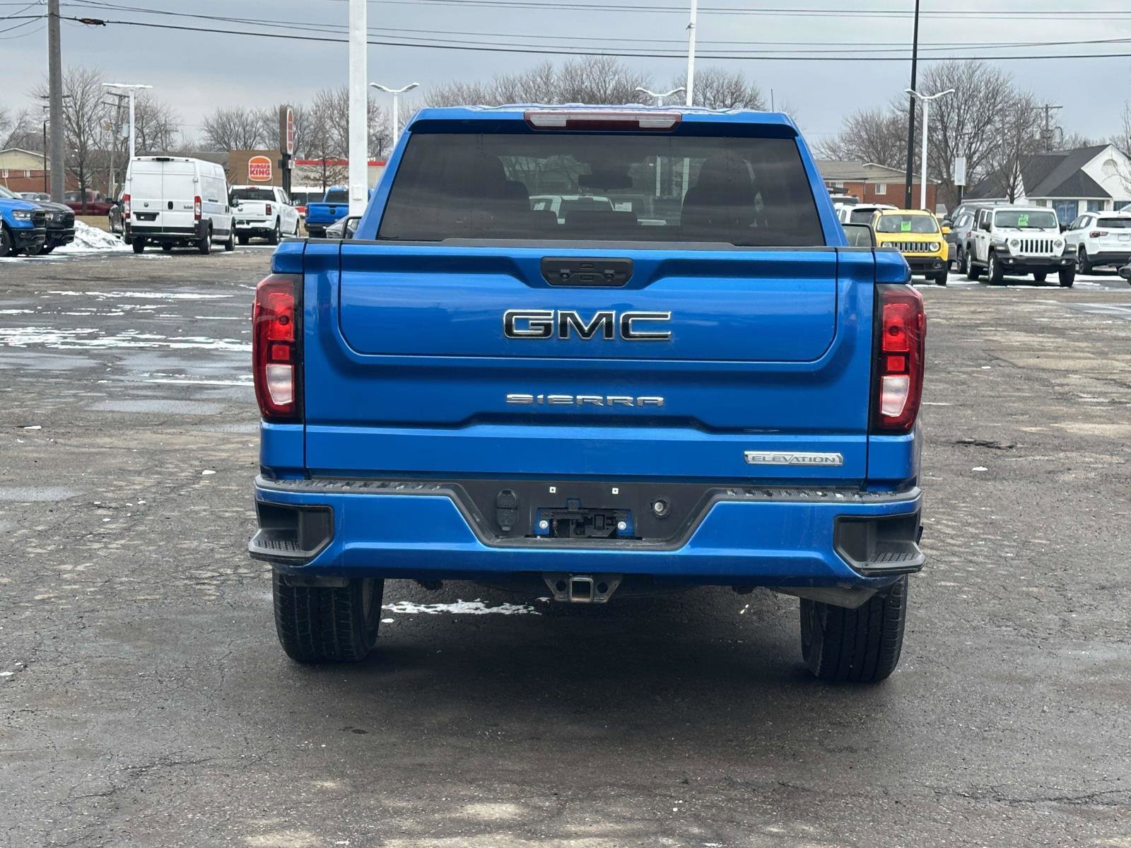 Used 2022 GMC Sierra 1500 Elevation image 5