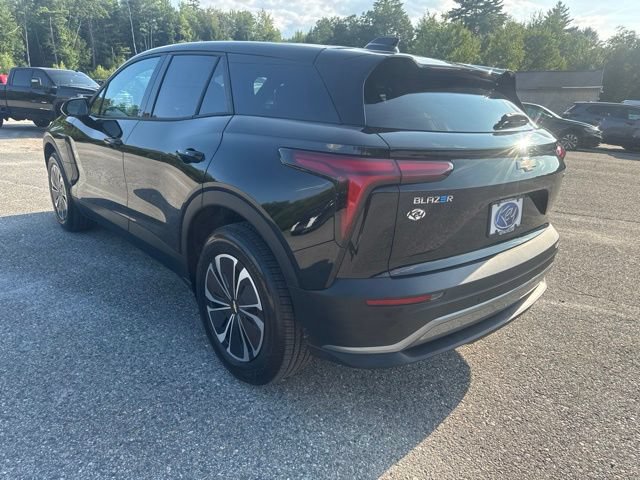 New 2026 Chevrolet Blazer EV LT AWD/4WD image 4