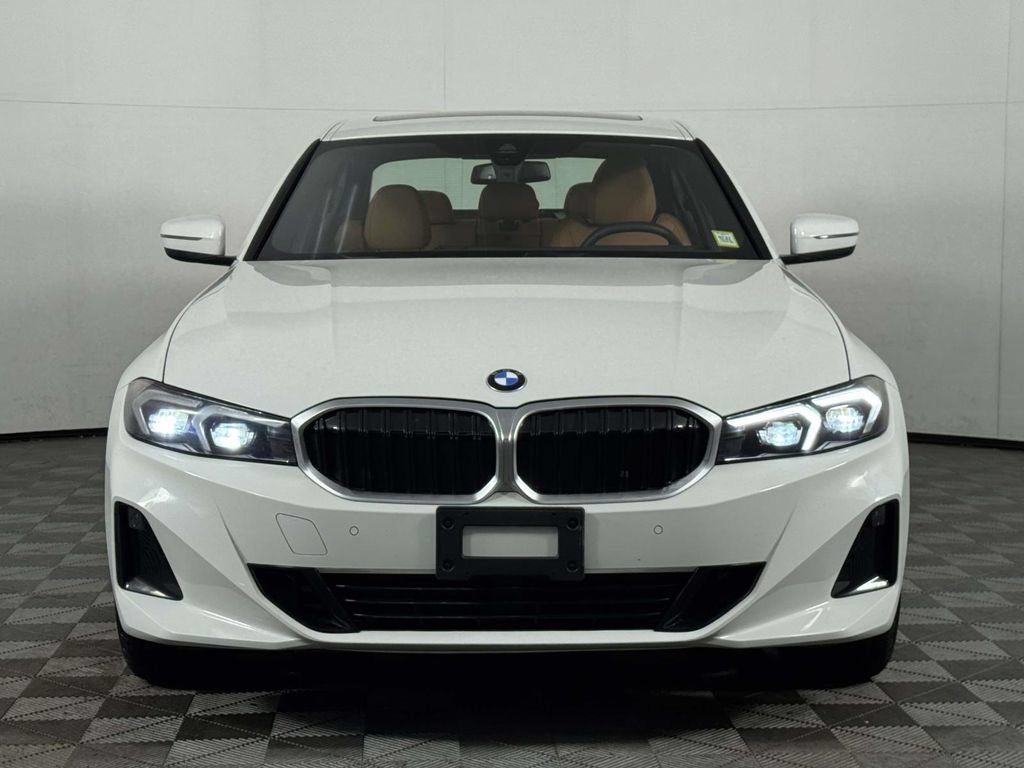 Used 2026 BMW 330i xDrive Sedan w/ Premium Package AWD/4WD image 6
