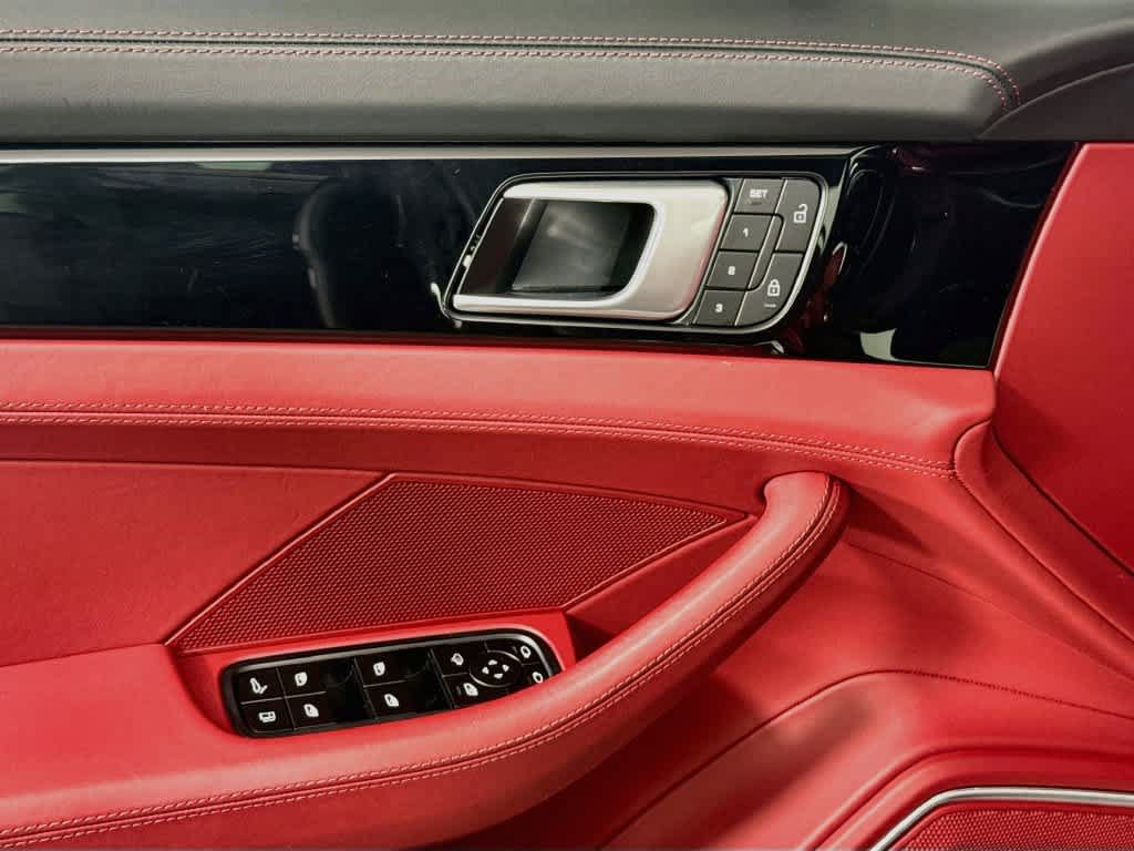 Certified 2023 Porsche Panamera 4S Executive AWD/4WD image 19