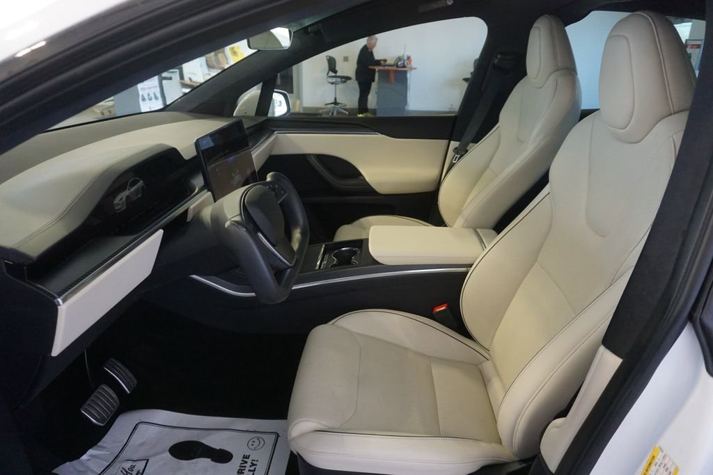 Used 2023 Tesla Model X Plaid AWD/4WD image 22