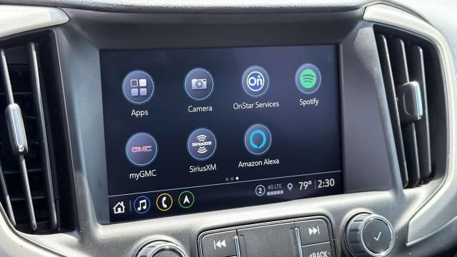Certified 2024 GMC Terrain Denali w/ Denali Premium Package AWD/4WD image 15