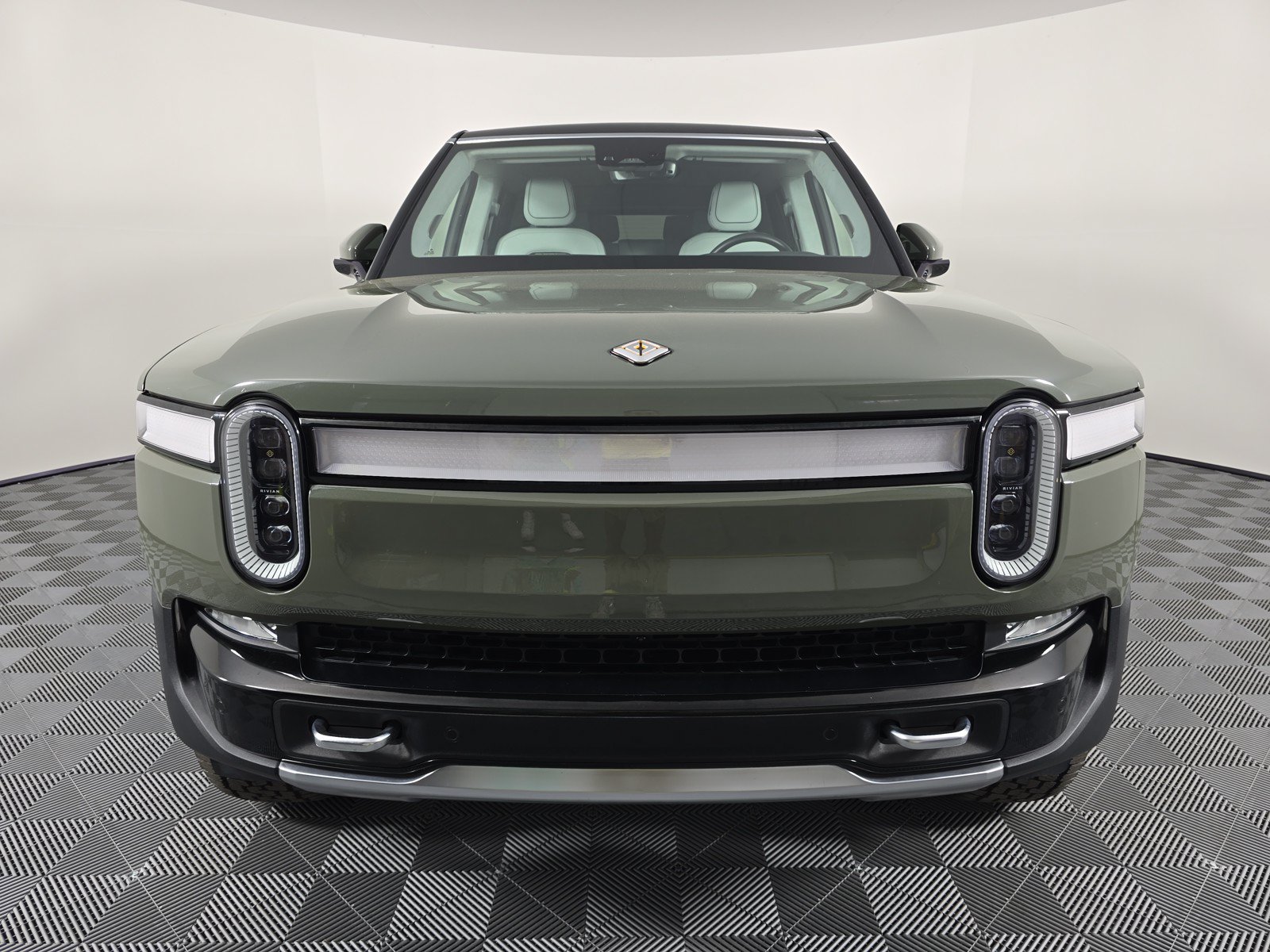 Used 2023 Rivian R1S Launch Edition AWD/4WD image 8