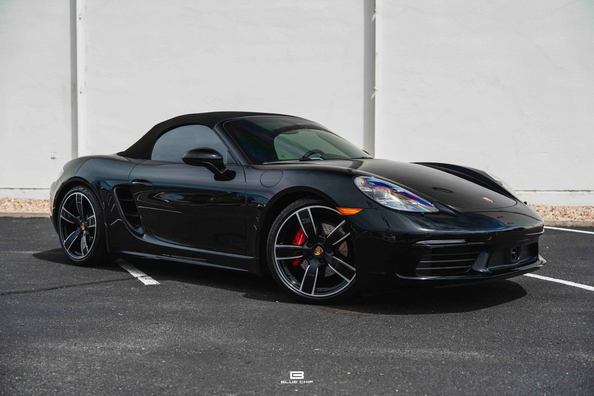 Used 2025 Porsche 718 Boxster S RWD image 12