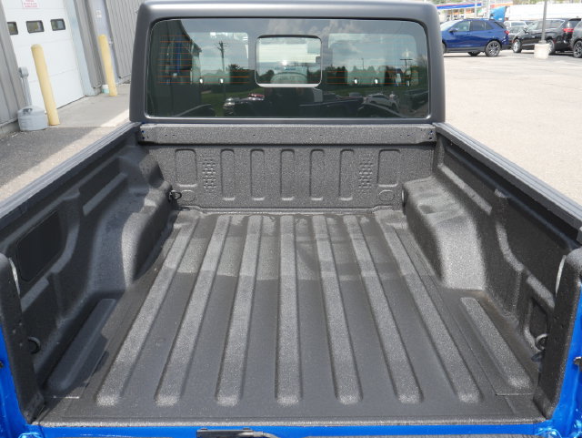 New 2026 Jeep Gladiator Sport AWD/4WD image 9