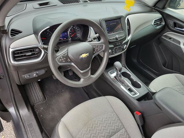 Used 2022 Chevrolet Equinox LT AWD/4WD image 2