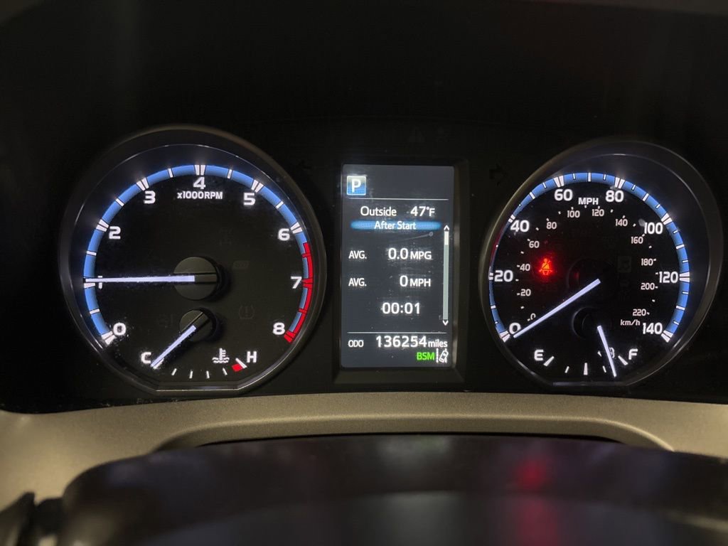 Used 2018 Toyota RAV4 XLE image 16