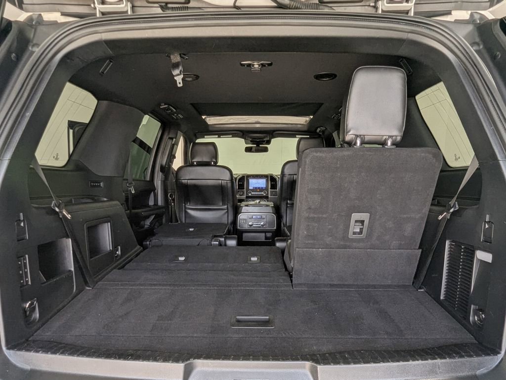 Used 2020 Ford Expedition XLT image 31