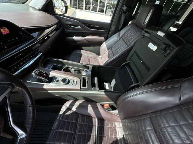 Certified 2024 Cadillac Escalade Sport Platinum w/ LPO, Floor Liner Package image 29