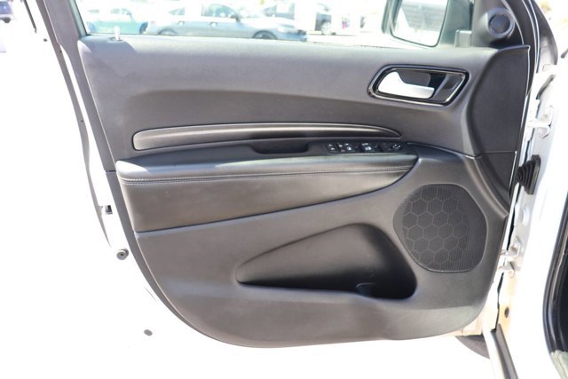 Used 2023 Dodge Durango SXT RWD image 9